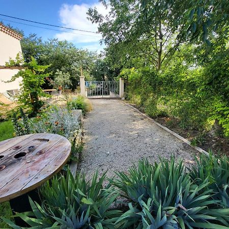La Casita Apartment Saint-Étienne-du-Grès Bagian luar foto